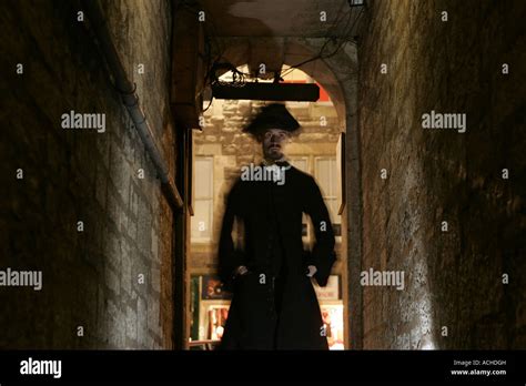 Shadowy figure hi-res stock photography and images - Alamy