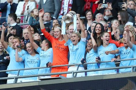 how a photo with steph houghton inspired man city women striker georgia stanway to win fa cup