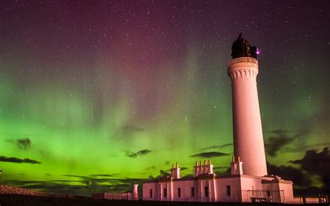 Northern Lights Aurora Borealis Dazzles In Britains Skies In Pictures