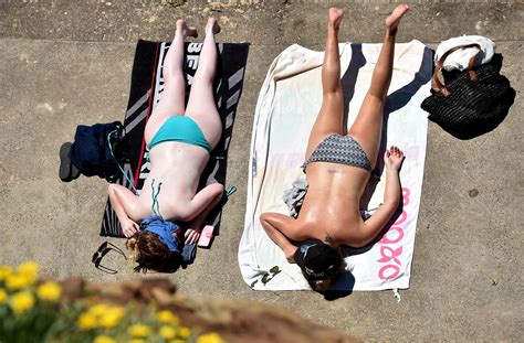 Surprising Naked Girl At A Sunbath Telegraph
