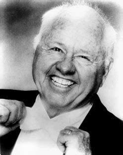 This story is dumb and usless. Mickey Rooney