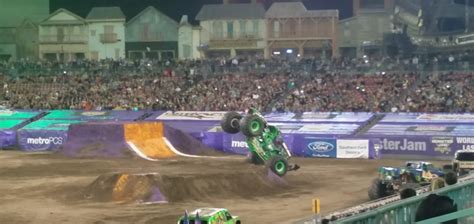 Famous Monster Truck Grave Digger Crashes After Failed Backflip