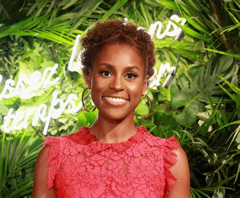 Issa Rae Recreates Iconic Television Looks For Gq 5 Facts We