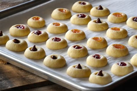 Easy Thumbprint Cookies Weekend At The Cottage