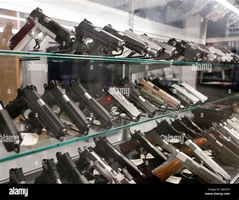 Gun Store Hi Res Stock Photography And Images Alamy