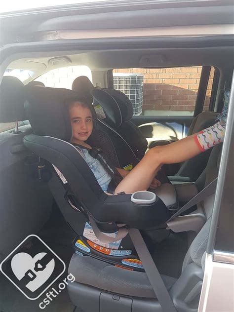 When To Stop Rear Facing Car Seat