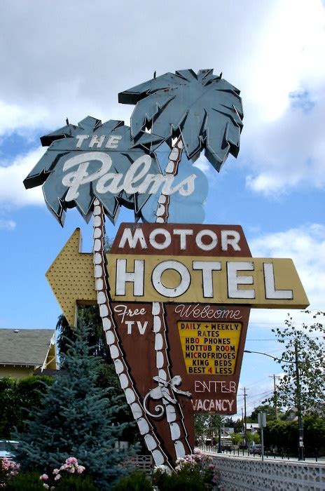 The Palms Motor Hotel Portland Or Vintage Neon Signs Entry Signs Retro Sign