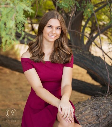 Arizona Senior Photographer In 2021 Portrait Girl Senior Photos Girls Senior Portraits