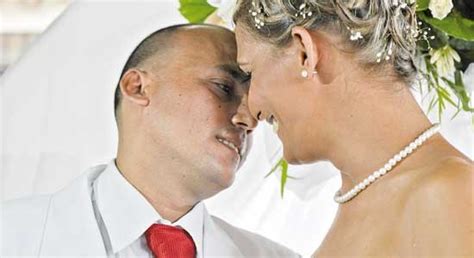 Gay Man Marries Transexual Woman In Cuba Cn