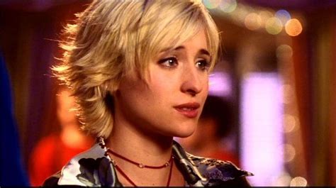 Chloe Sullivan From Smallvillei Want Her Haircut Cabelo