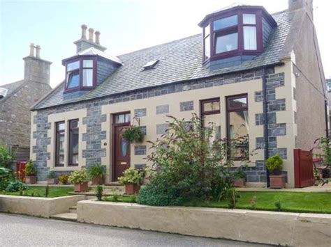 Moray Mirth Cottage Portknockie Self Catering Holiday Cottage