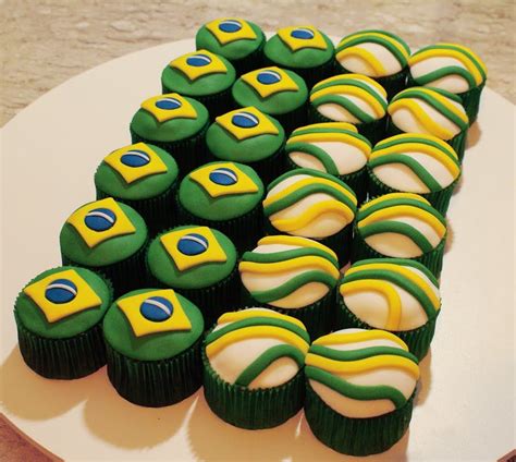 Black Vanilla Cupcakes Brasil Cupcake Cakes Brazilian Food Cupcakes