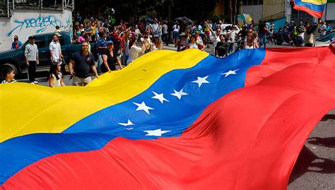 Nicolás maduro suspende la cuarentena radical para animar el voto. Elecciones en Venezuela confirman confianza del pueblo en ...