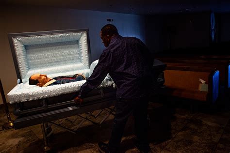 Funeral Workers Help Grieving Families Amid Unprecedented Tragedy