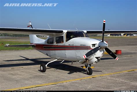 Cessna T210r Turbo Centurion Ii Fuerza Aérea Guatemalteca Aviation