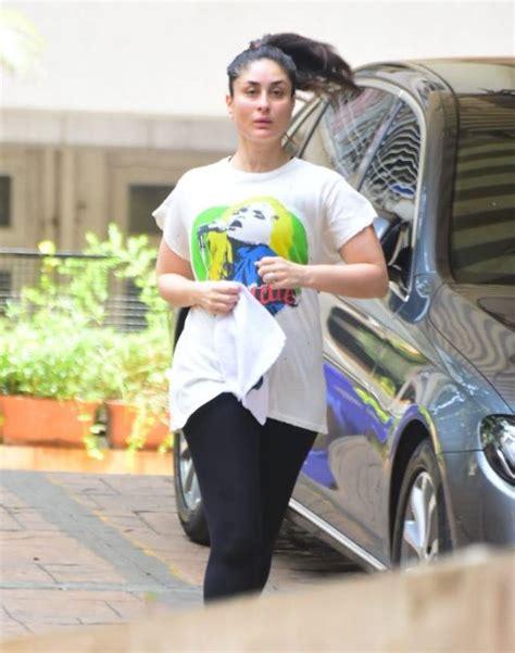Paparazzi Return Spot Kareena Kapoor Jogging
