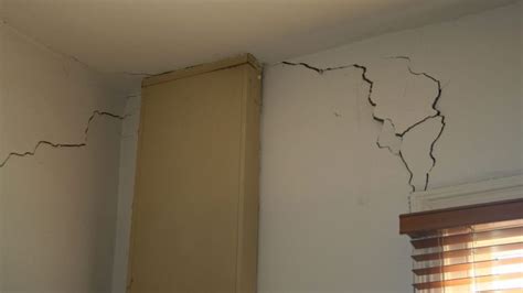 Is Your House Cracking Up What To Do About Cracks In The Home Domain