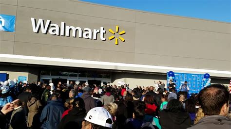 Grand Opening Of Walmart In Compton Youtube