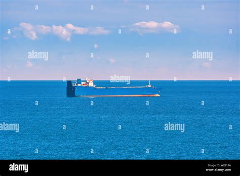 Roro Cargo Vessel Hi Res Stock Photography And Images Alamy