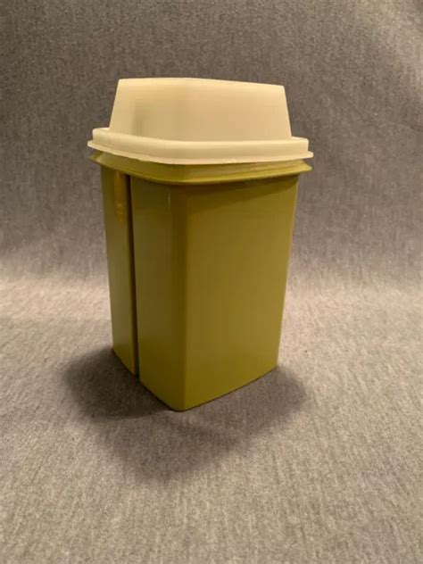 Vintage Tupperware Pick A Deli Pickle Keeper Storage Container Green