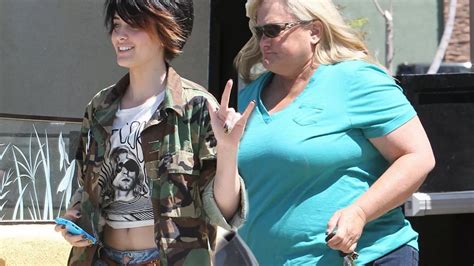 Paris Jackson And Mother Debbie Rowe Reunited And Bond Over Lunch Mirror Online
