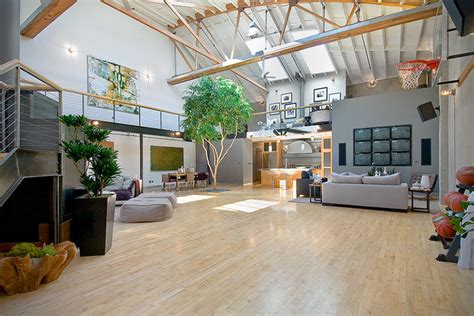 It is one of ten sections that comprise the california interscholastic federation (cif). This Old San Francisco Warehouse Was Converted Into The ...