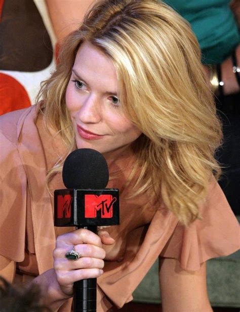 Claire Danes Naked Claire Danes Poses Topless For Interview Magazine