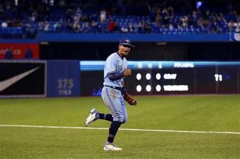 Santiago Espinal Why He Should Be The Blue Jays Everyday Third Baseman