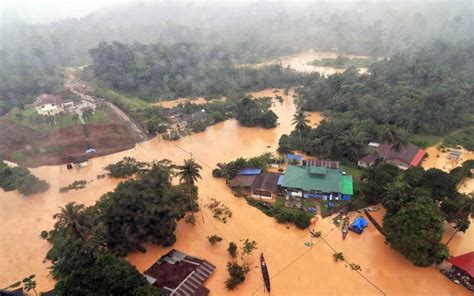 The malaysian government movement control order (malay: At least 24 killed in Malaysia, Thailand floods as 200,000 ...