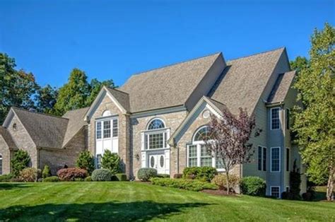 14 Orchard Hill Dr Westborough Ma 01581 Mls 72081511 Redfin