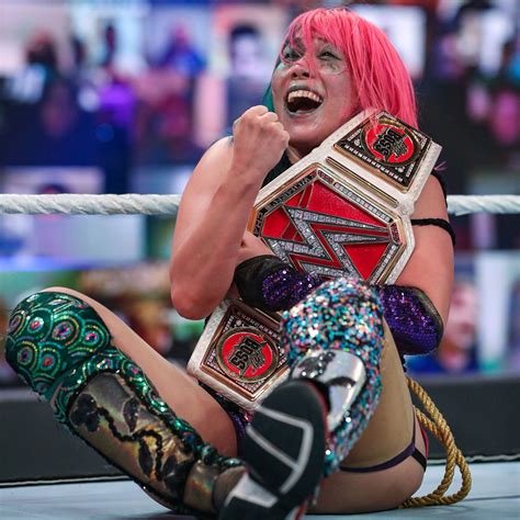 New Raw Woman Champion Asuka Wwe Divas Wwe Divas
