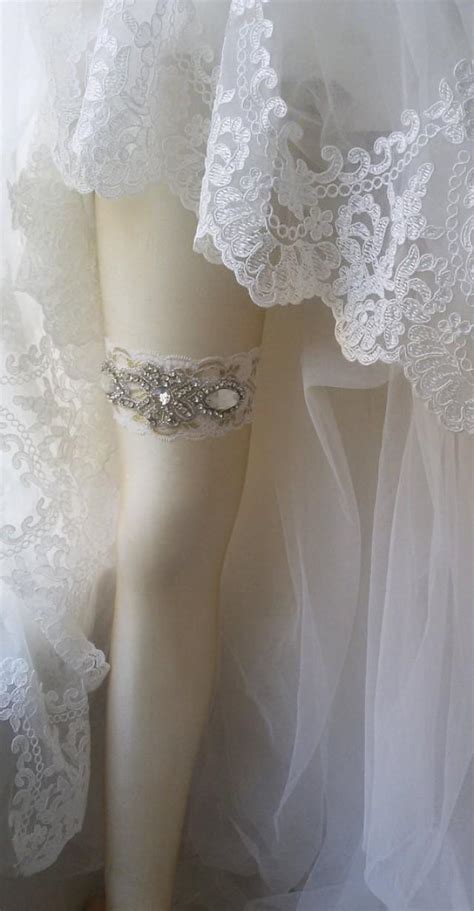 Wedding Garter Ivory Lace Garter Bridal Leg Garter Wedding Accessory Bridal Accessory