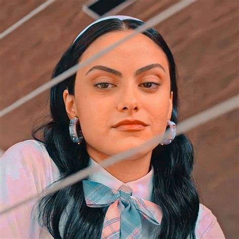Camilla Mendes, Netflix Tv, 90s 00s, Iconic Women, Aesthetic Outfits