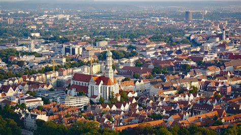 Augsburg was the home of two patrician families that rose to great prominence internationally, replacing the medicis as europe's leading bankers, the fugger and the welser families. Augsburg - Tipps und die schönsten Sehenswürdigkeiten