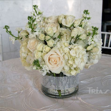 Low Centerpiece White Hydrangeas White Spray Roses Vendela Ivory