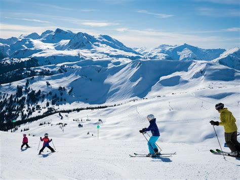 Best Ski Resorts In Canada For Families Family Ski Vacation Best Ski Resorts Ski Vacation