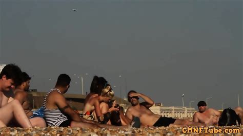 Nude Girls Embarrassed In Beach Eporner
