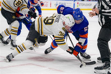 David Pastrnak Scores Shootout Winner Bruins Beat Islanders 5 4