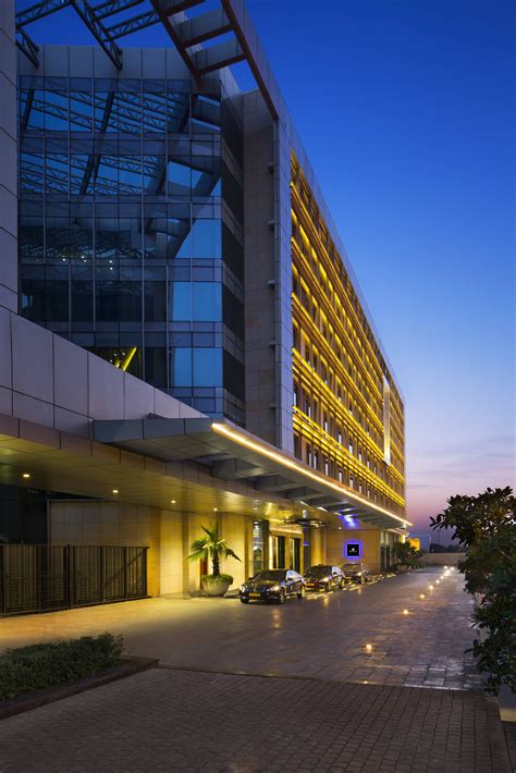 5 Star Hotels Near Delhi Aerocity