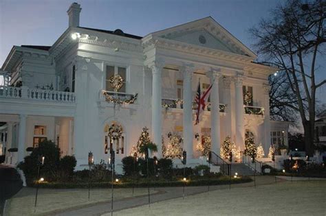 Governors Mansion Opens For Candlelight Christmas Tours