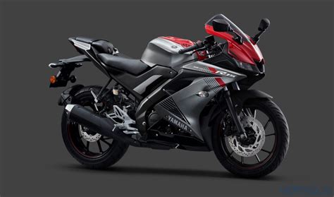 Check yamaha r15 v2 specifications, mileage, colors yamaha r15 was the first affordable sports bike in india which shared most of the styling bits with the bike now holds the road firmly and with its flawless suspension and ground clearance of. Yamaha YZF-R15 V3 Gets Dual Channel ABS And A New ...