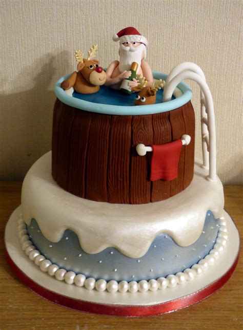 And just like children, it's hard to pick a favorite. Santa and Rudolph Hot Tub Novelty Christmas Cake « Susie's ...