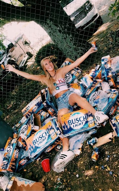 37 best dress up party themes for adults. VSCO - carolinebarnum | Summer aesthetic, Party girls ...