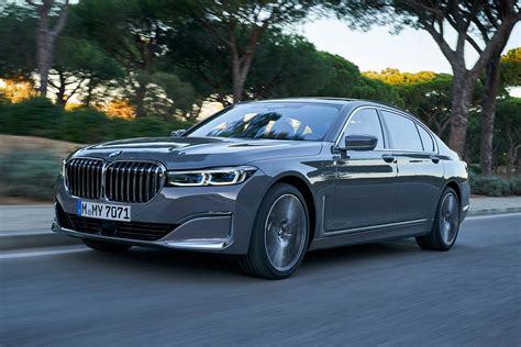 2019 Bmw 7 Series Saloon Review Pictures Carbuyer