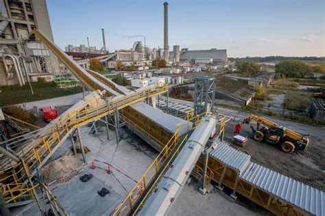 Zementhersteller Aalborg Portland As Setzt Auf Pipe Conveyor Der