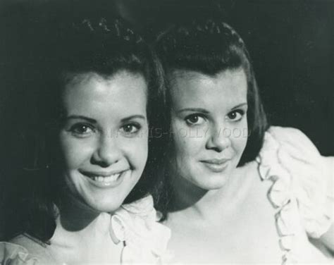 Mary And Madeleine Collinson Twins Of Evil 1971 Photo Original 39 Hammer