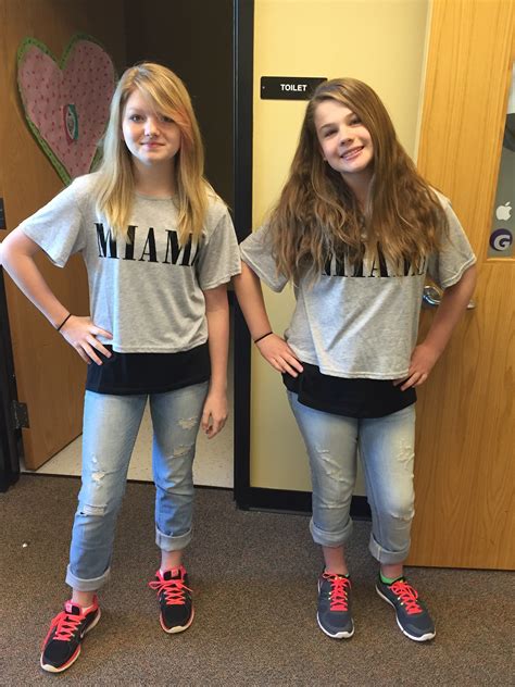 10 Perfect Twin Day Ideas For Spirit Week 2024