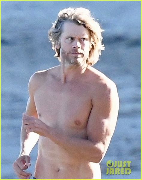 Eric Christian Olsen Goes Shirtless For Run On The Beach In Malibu Photo Shirtless