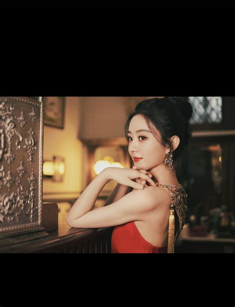 意淫女明星 on Twitter 意淫 好心爱颖姆妈的这套 红色是最能引起逸想的方式 从侧面拍婉曲能看见侧乳 红色连身裙加剧翘臀 几乎探花 av探花 av