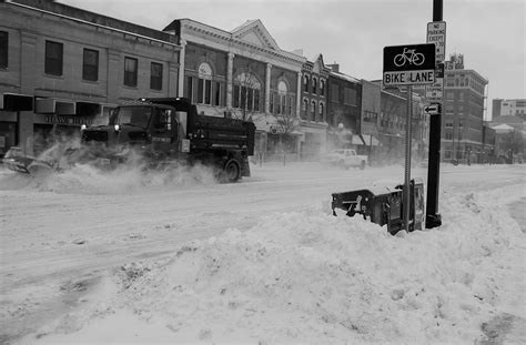 Iowa City Blasted By Another Winter Storm The Daily Iowan